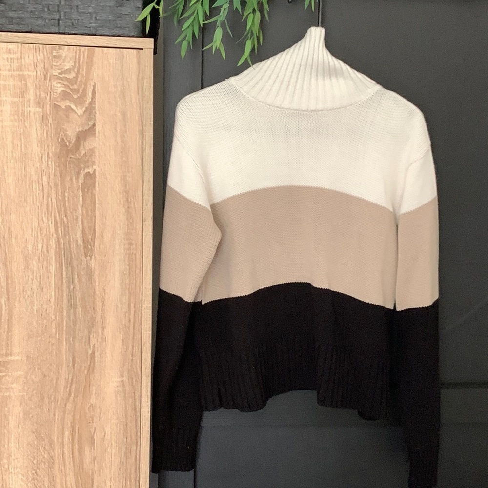Vintage colorblock Knitted Pullover Sweater. Size S‎